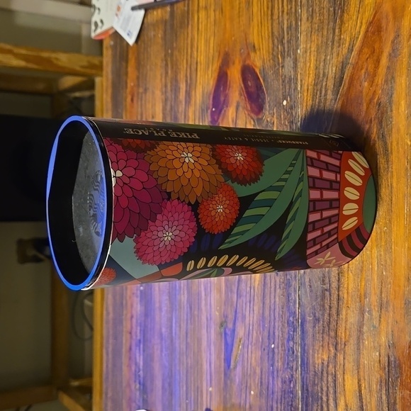 Starbucks + Jessie & Katey Paper Coffee Container - Picture 2 of 9